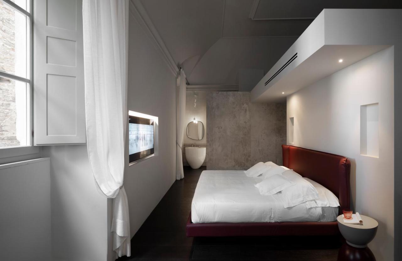 Palazzo Giusti Suites And Spa Urbino Esterno foto